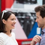 verliebtes junges paar in der stadt